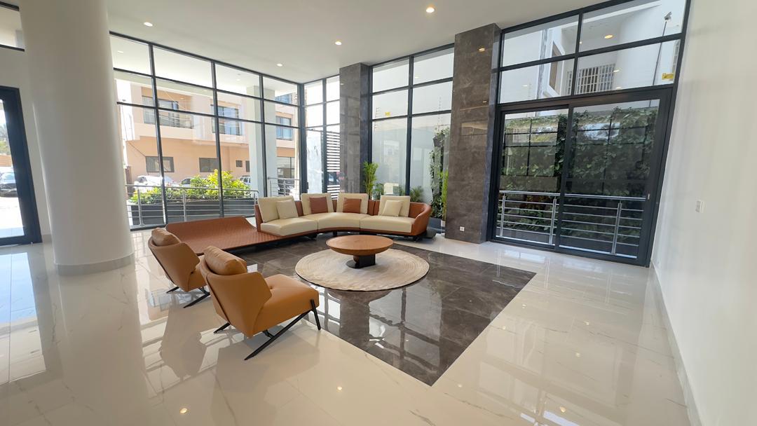 Appartement non meublé 3 chambres avec piscine aux Almadies