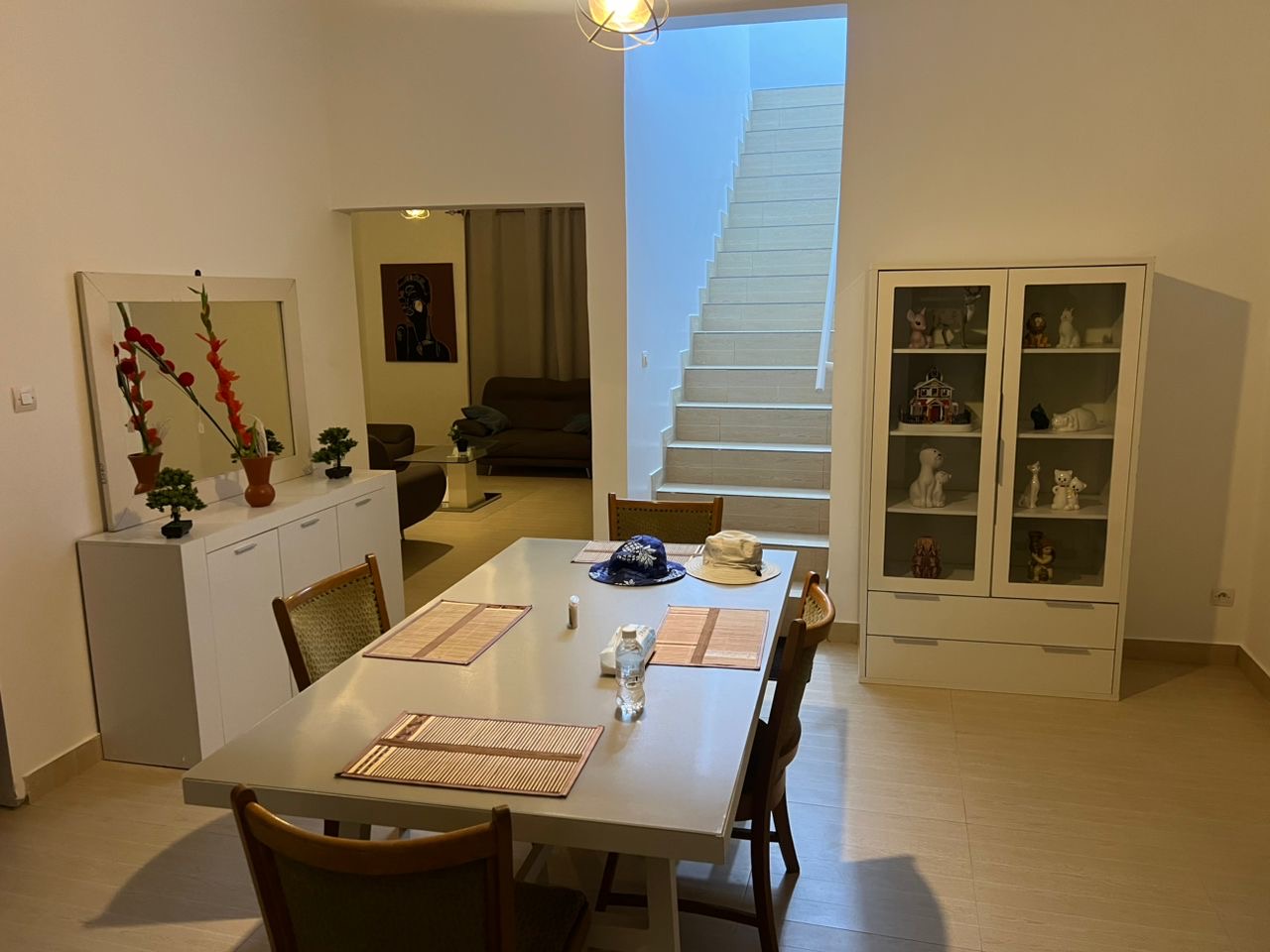 Villa 3 chambres avec piscine avec jardin à Saly